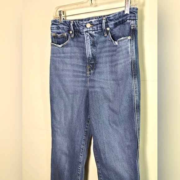 Good American Frayed Hem Straight Leg Elevated Basic Jeans, Size 6/29 - Picture 2 of 4